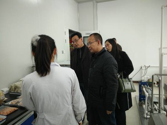 说明:H:\会宁一中调研\IMG20171024160301.jpg